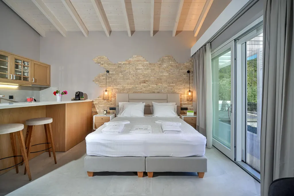 Imperial Strom Στρατηγικός Συνεργάτης “Paxos Luxury Living”